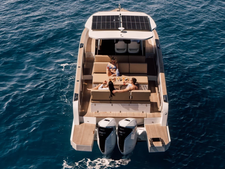 Bootverhuur Vicenzo 390 WA in Zadar via SamBoat