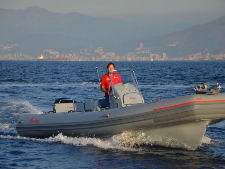 Bootverhuur Ajaccio goedkoop MARSHALL M6