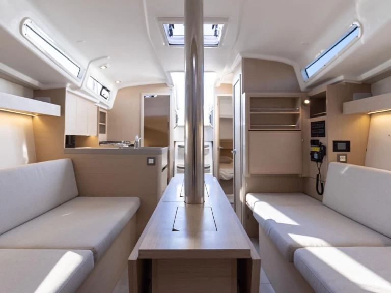 Bénéteau Oceanis 34.1 te huur van particulier of professional in Ajaccio