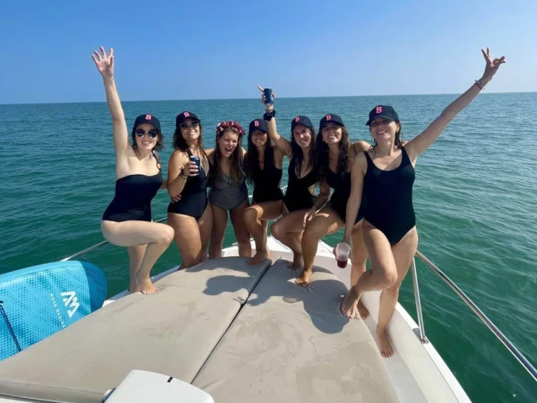 Huur Motorboot met of zonder schipper Rinker in Málaga