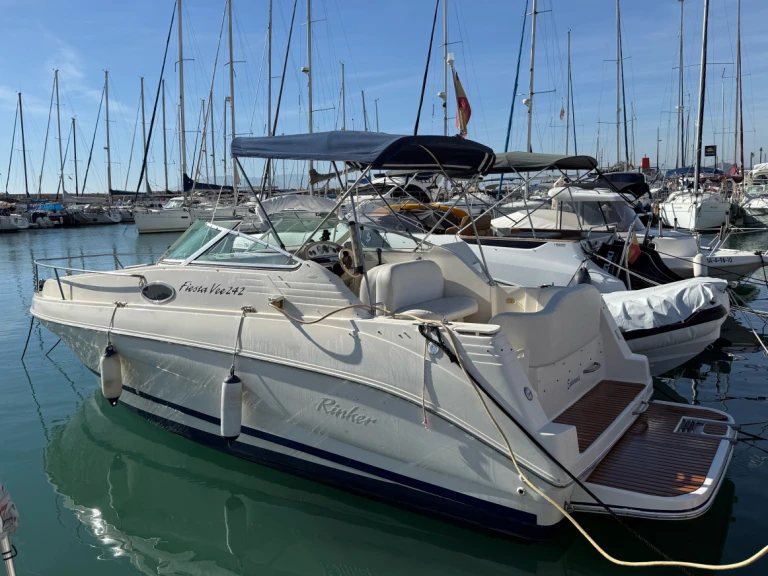 Bootverhuur Rinker 25 in Málaga via SamBoat