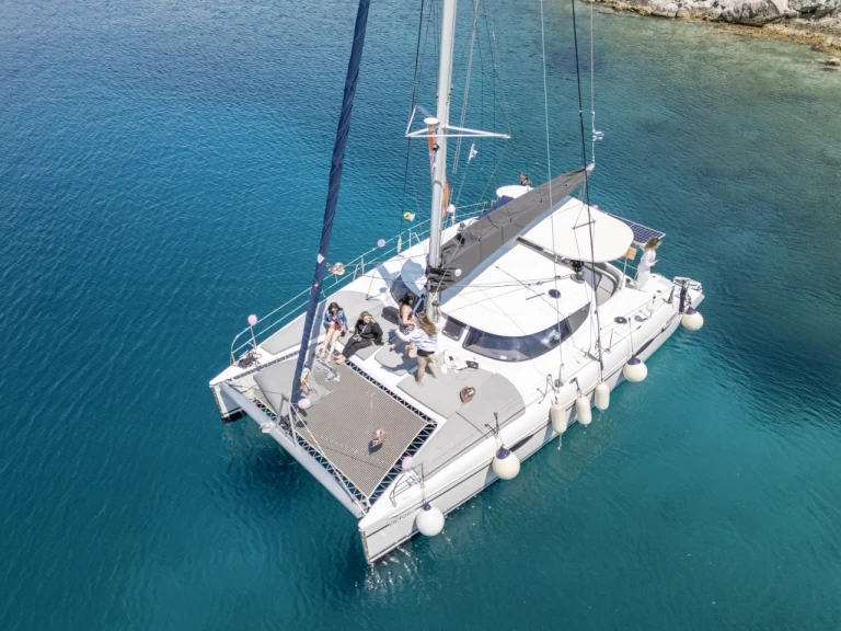 Huur een Fountaine Pajot Lavezzi 40 in Sithonia