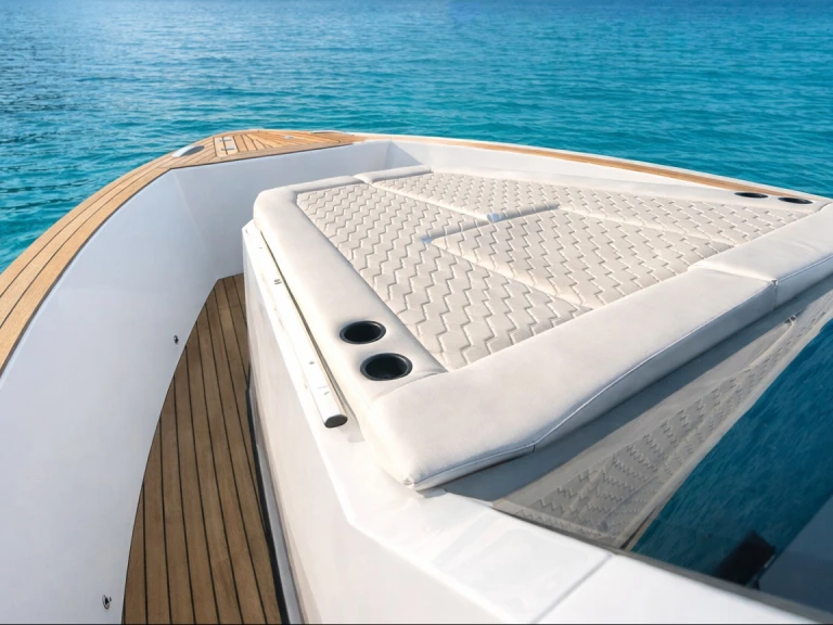 Huur een Maxim Max 44R in Ibiza Town