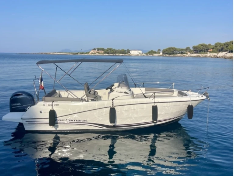 Verhuur Motorboot in Antibes - Jeanneau Cap Camarat 6.5 CC Serie 3
