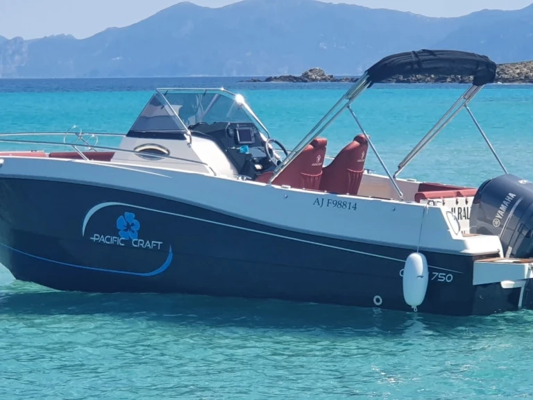Huur Motorboot met of zonder schipper Pacific Craft in Saint-Florent