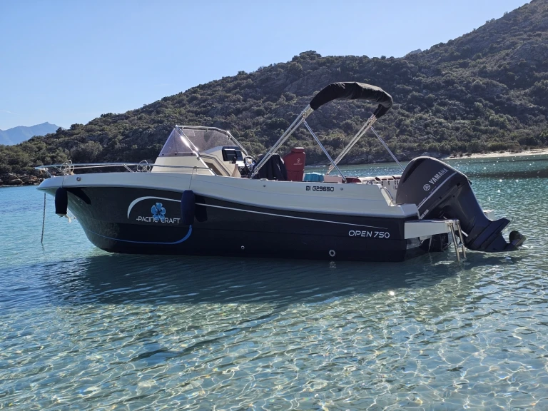 Jachthuur in Saint-Florent - Pacific Craft Pacific Craft 750 Open via SamBoat