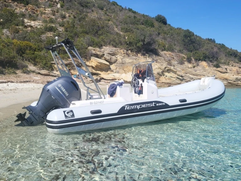 Verhuur RIB Capelli met vaarbewijs