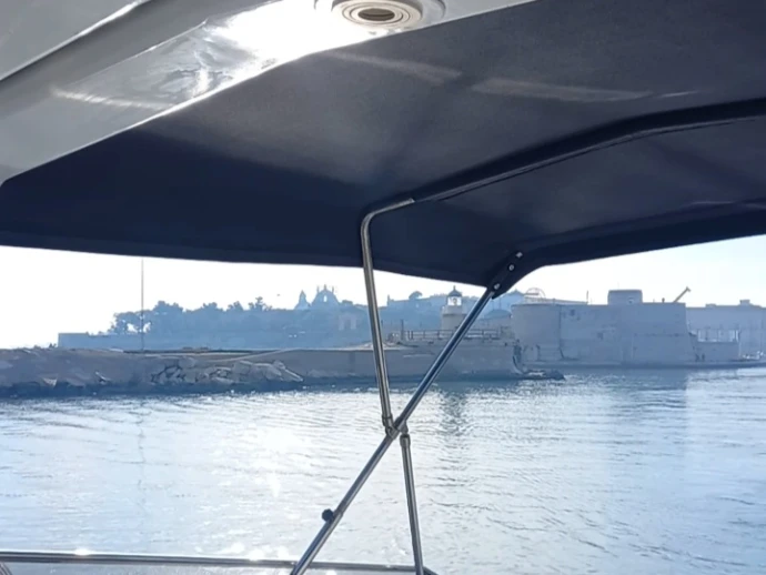 Huur een Mochi Craft 47 in Bisceglie