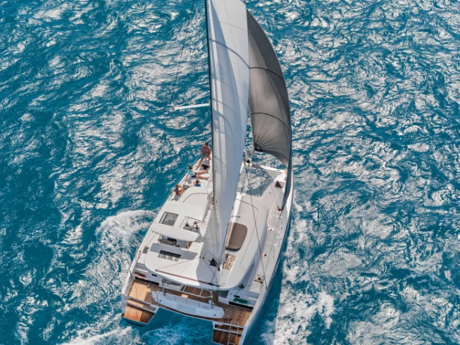 Huur een Lagoon 42 in Ibiza Town