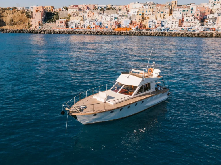 Bootverhuur Procida goedkoop San Lorenzo 42s