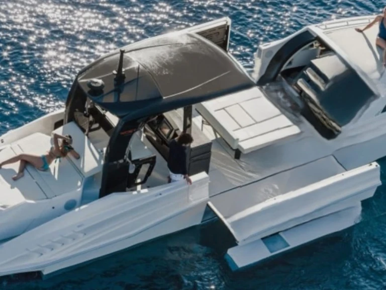 Motorboot te huur in Rhodes (City) voor de beste prijs