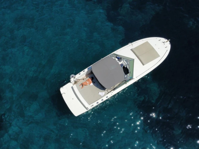 Huur een Tornado Marine Tornado 38 in Portofino