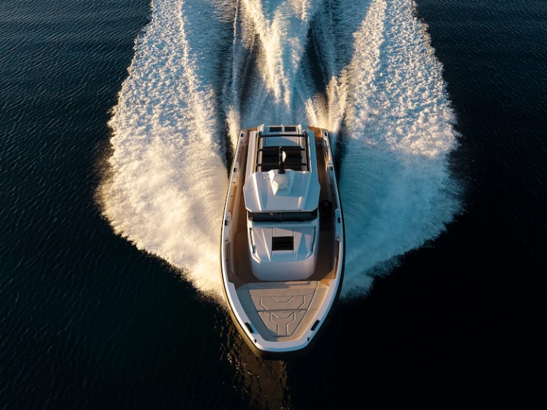 Huur een Technohull XPD 46 in Olympic Marine