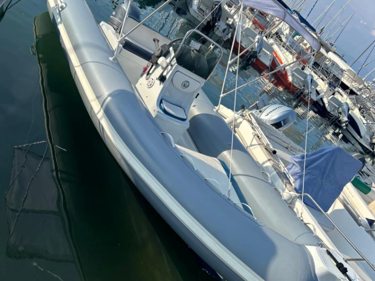 Huur RIB met of zonder schipper AQUA in Italië