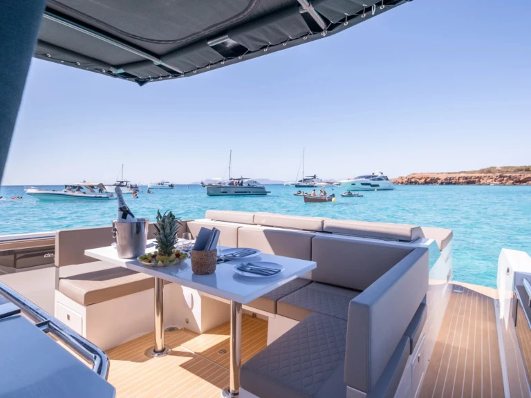 Verhuur Motorboot in Alyki - De Antonio d36