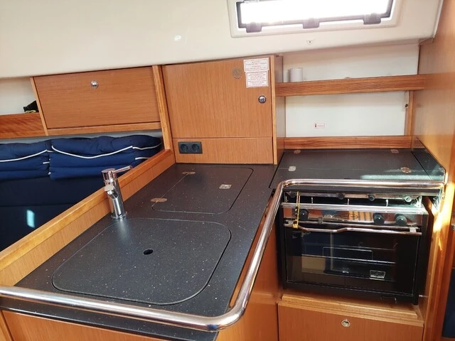 Verhuur Zeilboot Bavaria met vaarbewijs