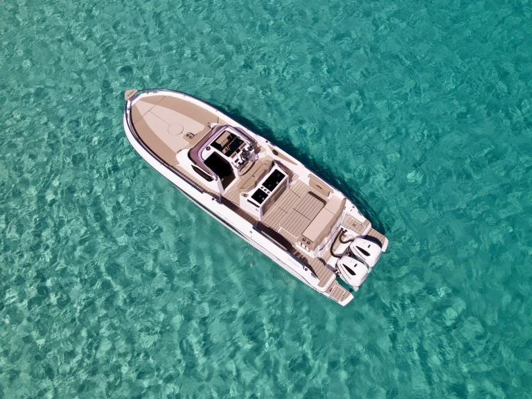 Bootverhuur Ranieri 330 LX in Ibiza Town via SamBoat