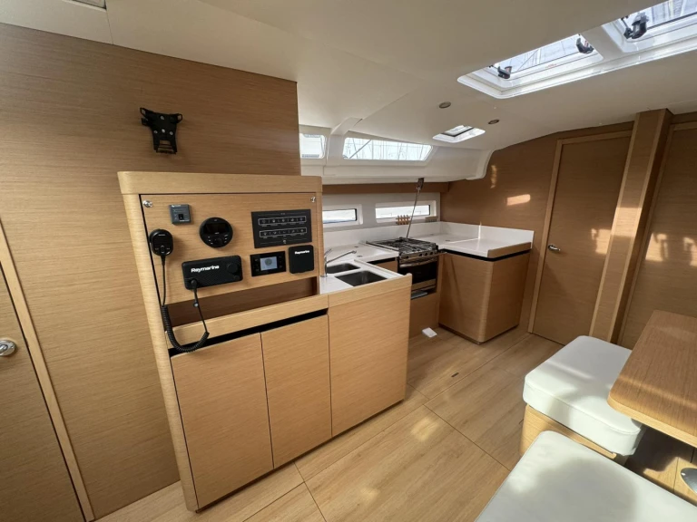 Jeanneau Sun Odyssey 490 te huur van particulier of professional in Plataniás