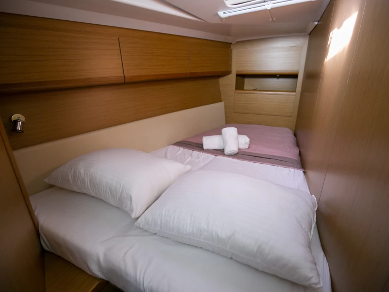 Verhuur Zeilboot in Plataniás - Jeanneau Sun Odyssey 49i