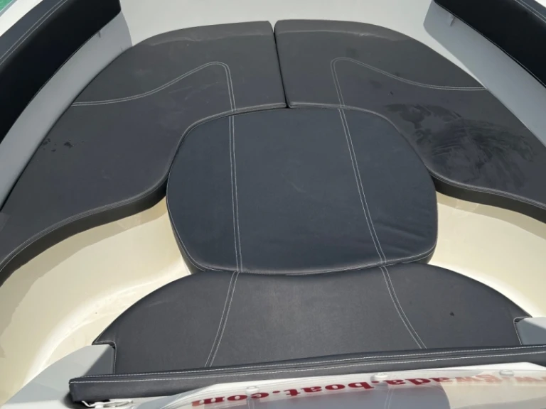 Verhuur Motorboot Pacific Craft met vaarbewijs