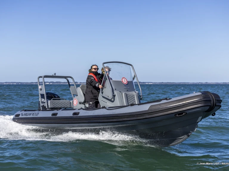 Jachthuur in La Trinité-sur-Mer - Highfield Patrol 660 via SamBoat