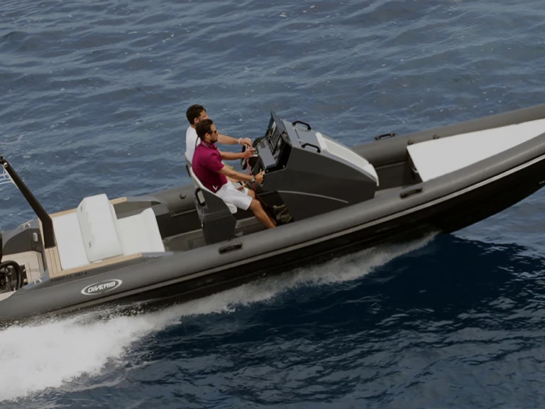 Huur een DIVERIB 780 in Mykonos (City)