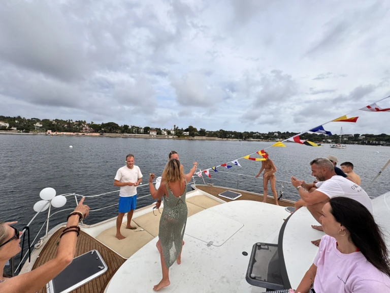 Jachthuur in Golfe-Juan - Fountaine Pajot Cumberland 44 via SamBoat