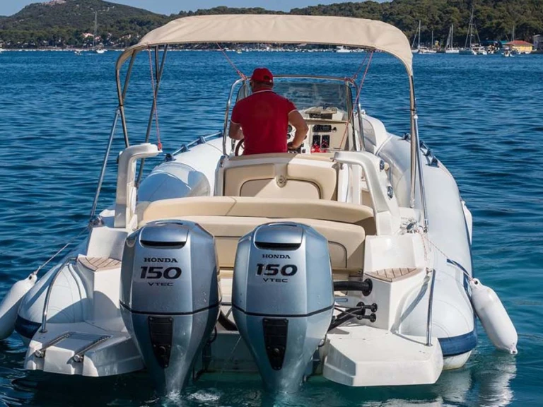 Marlin Boat 26 te huur van particulier of professional in Medulin