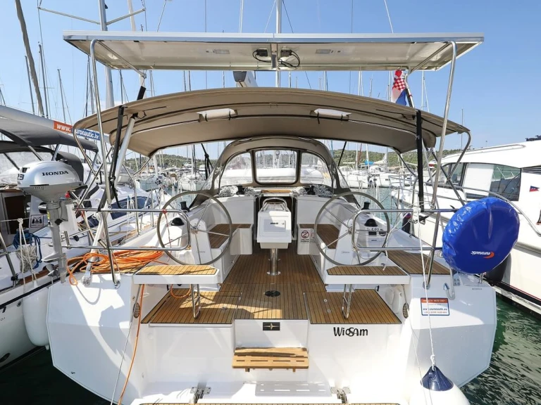 Verhuur Zeilboot Bavaria met vaarbewijs