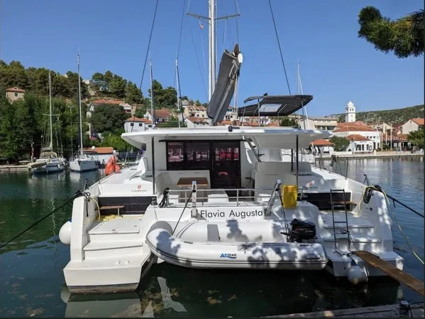 Jachthuur in Punat - Fountaine Pajot Astrea 42 via SamBoat