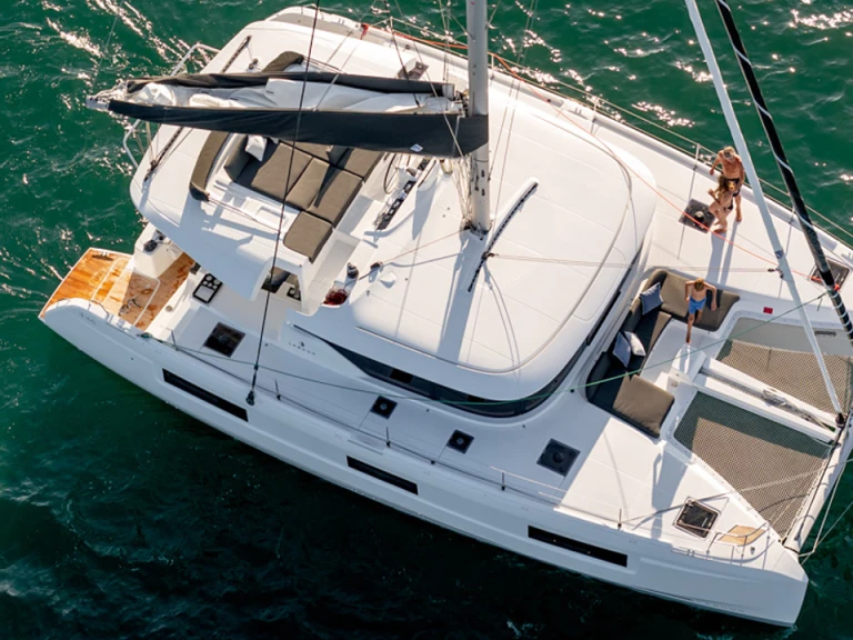 Huur een Lagoon Lagoon 51 in Pórto Chéli