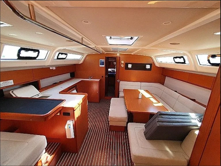 Jachthuur in Lefkáda - Bavaria Cruiser 51 via SamBoat