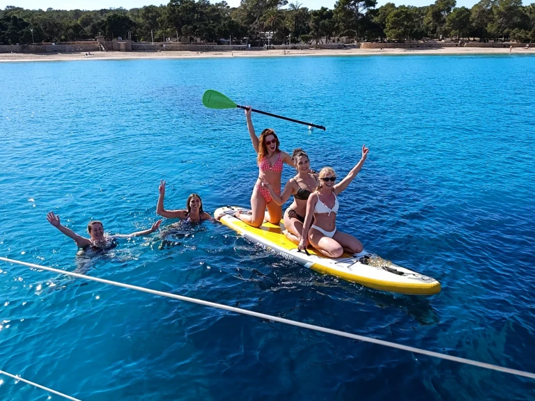 Verhuur Zeilboot in Sant Antoni de Portmany - Jeanneau Sun Odyssey 44