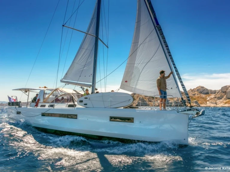 Huur een Jeanneau Sun Loft 47 in Álimos