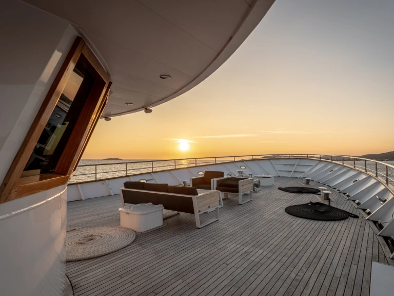 Verhuur Jacht in Split -  Motoryacht Karizma