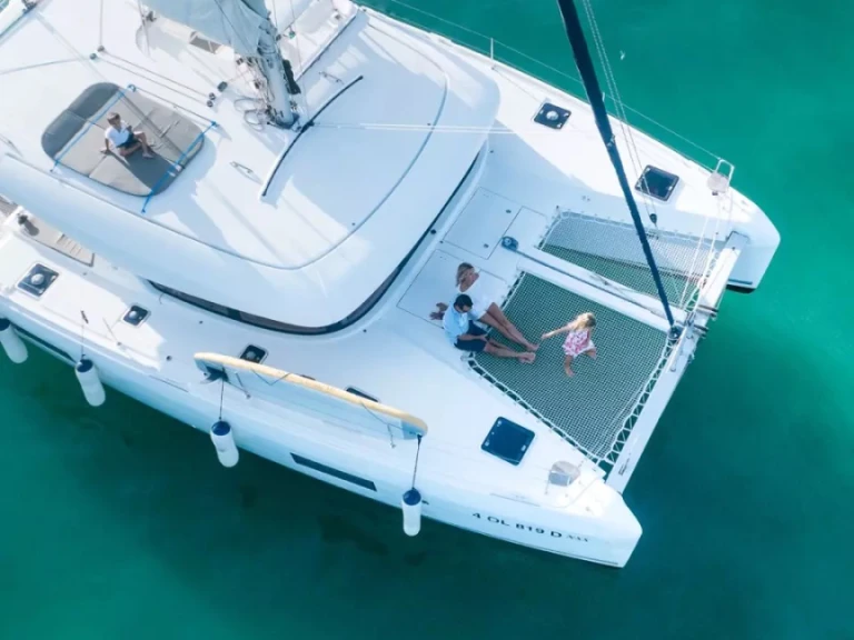 Huur Catamaran met of zonder schipper Lagoon in San Teodoro