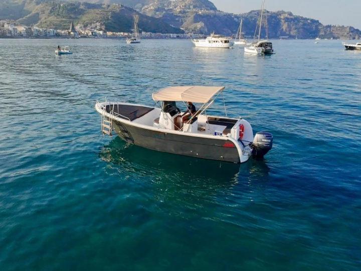 Verhuur Motorboot in Isola Bella - Lever 750