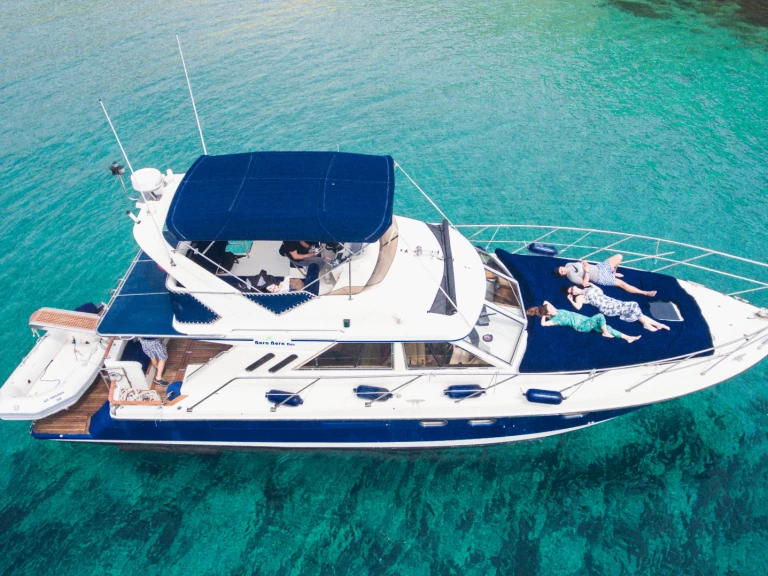 Bootverhuur Cala en Bosch goedkoop Phantom 42