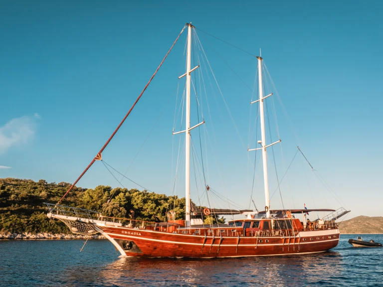 Bootverhuur Split goedkoop Gulet Croatia