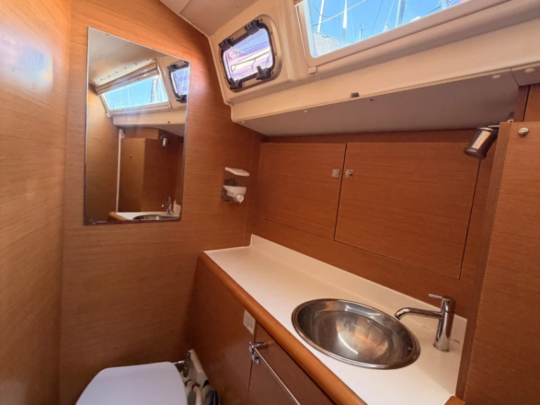 Huur een Jeanneau Sun Odyssey 439 Toya in Fethiye