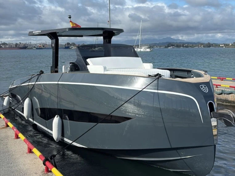 Jachthuur in Mykonos Port - KUMBRA Kumbra 34 via SamBoat