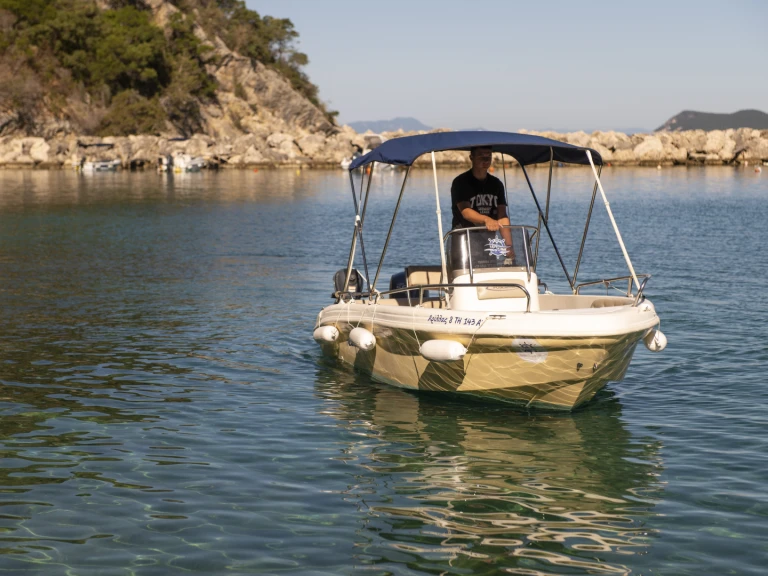 Bootverhuur Poseidon Ranieri in Aríllas via SamBoat