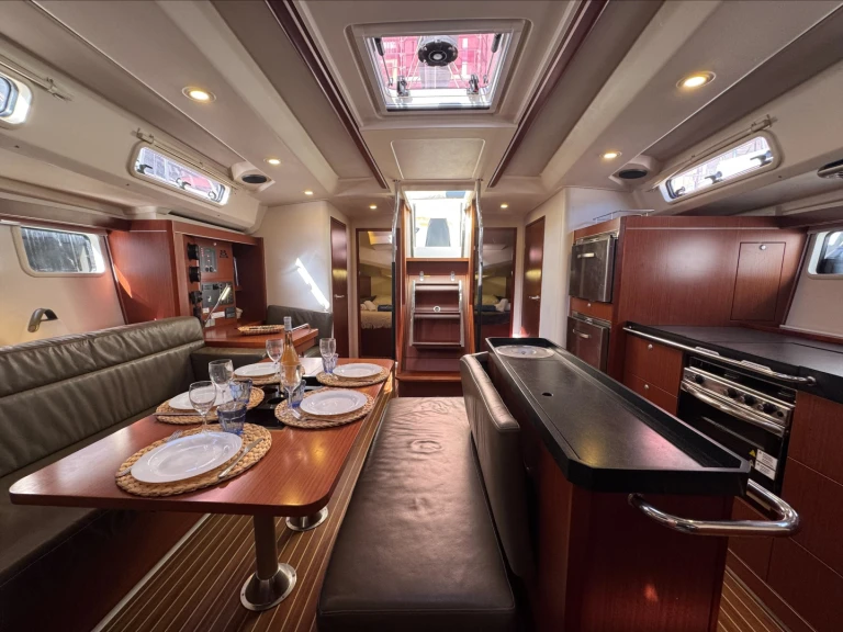 Huur Zeilboot met of zonder schipper Hanse in Port Grimaud