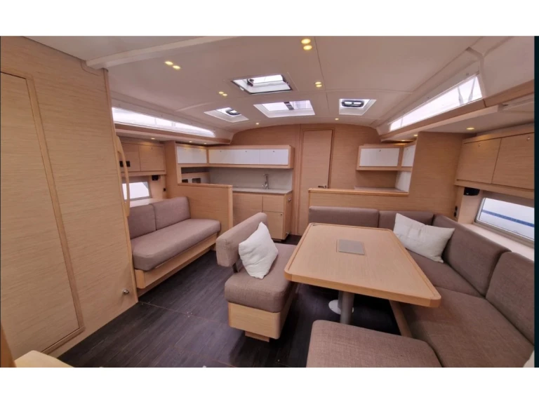 Huur een Dufour Dufour 470 in Port Grimaud