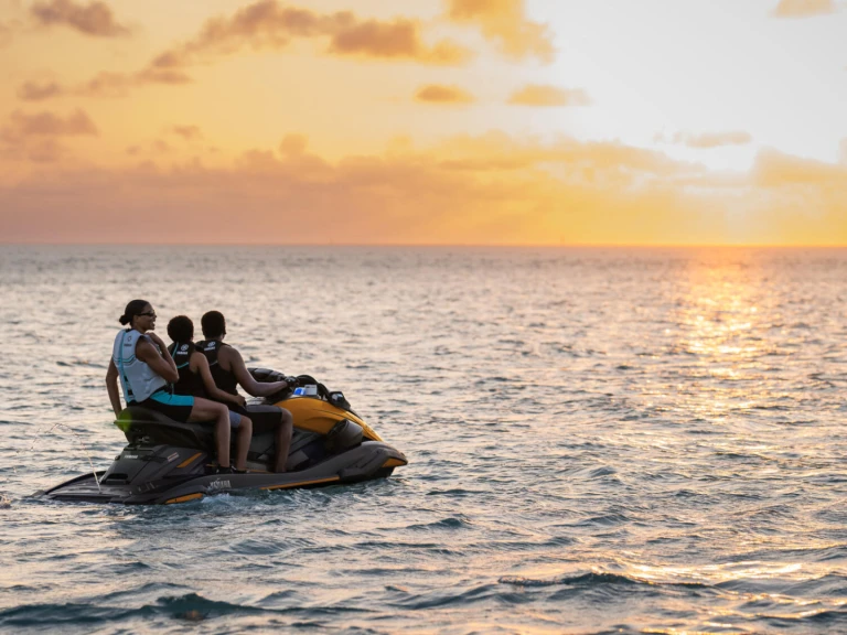 Bootverhuur San Antonio Port goedkoop Yamaha FX HO