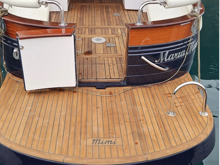 Bootverhuur Piano di Sorrento goedkoop Scirocco 850 sport 