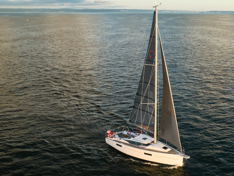 Northman Maxus 35 te huur van particulier of professional in Biograd na Moru