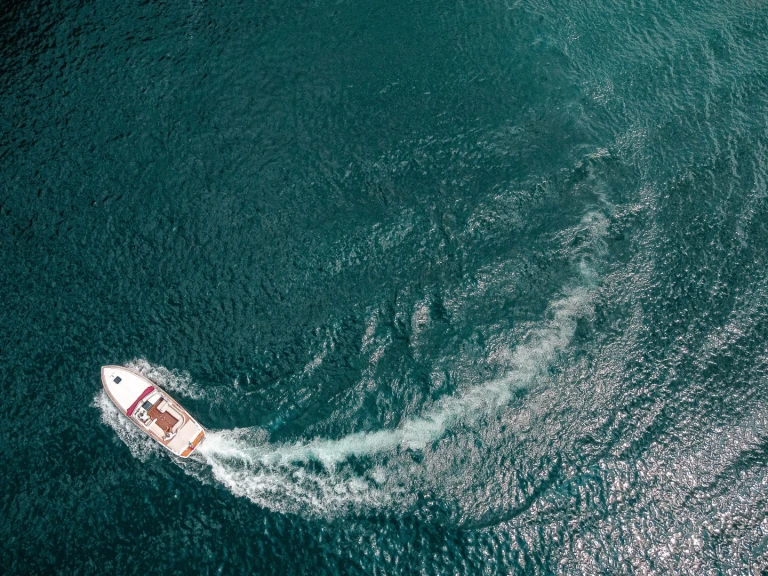 Huur een Panzanini Nautica in Como (City)