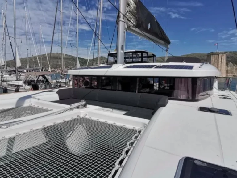 Lagoon Lagoon 450 te huur van particulier of professional in Figari