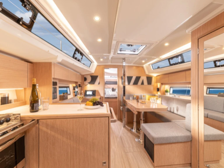 Bootverhuur Livorno goedkoop Bavaria 38 C